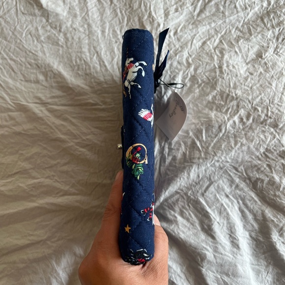 Vera Bradley RFID Turnlock Wallet - Snow Globe Motifs - Picture 7 of 12